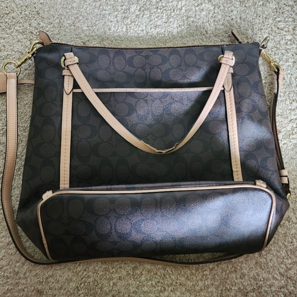 Coach Peyton Signature Convertible Shoulder Bag - Picture 4 of 8
